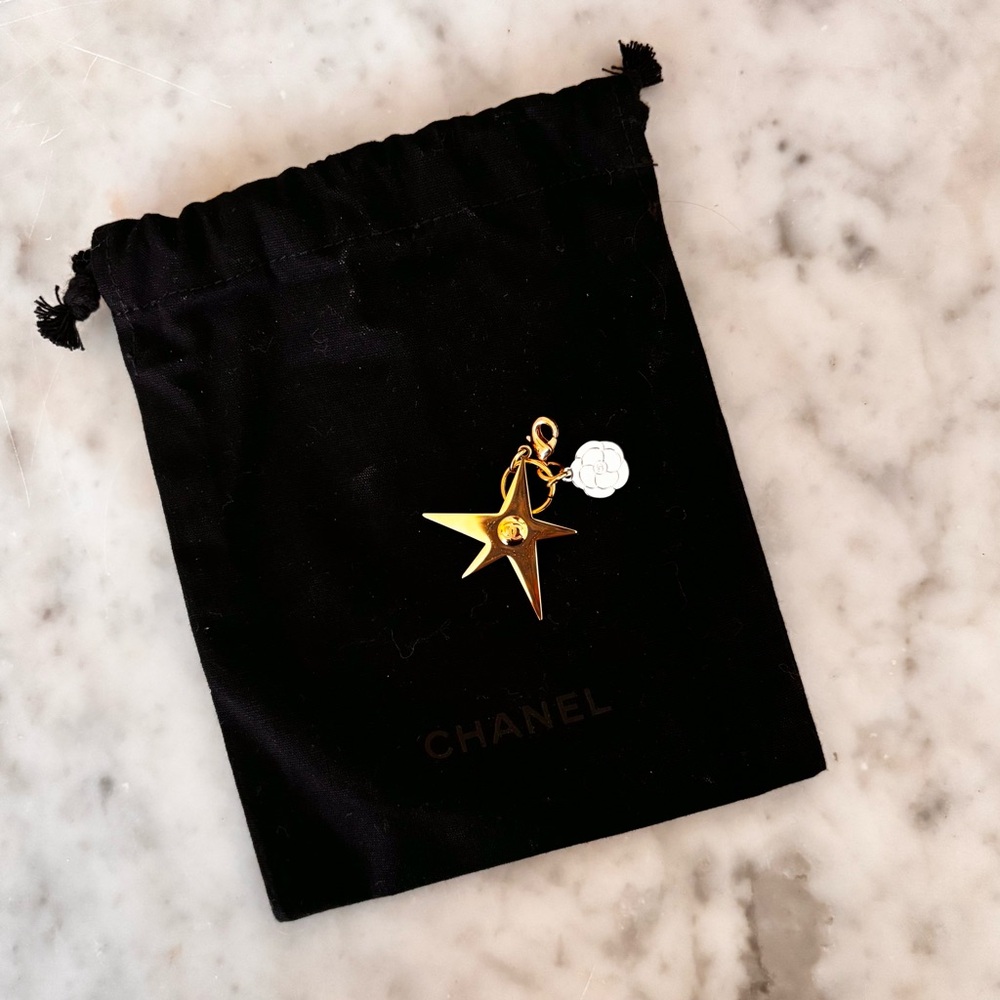 CHANEL Gold Star Charm